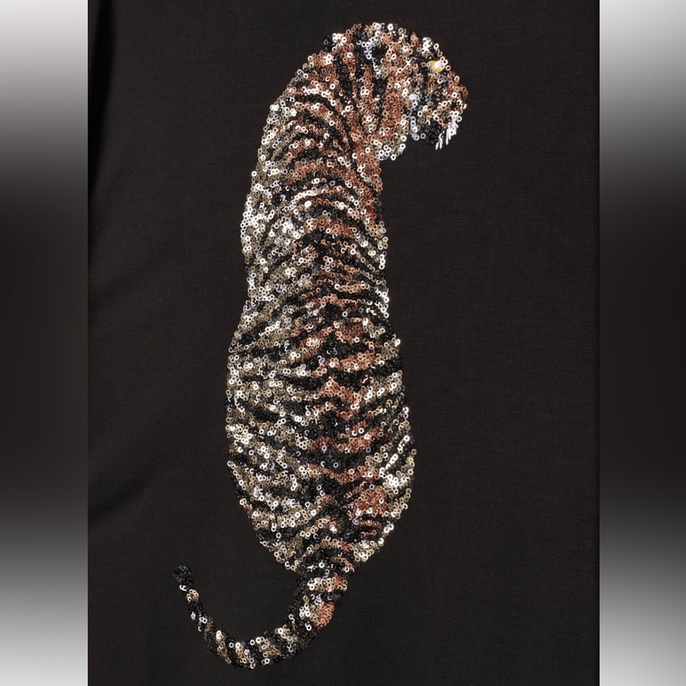 H&M Black Sequins Tiger Graphic Tee - Picture 5 of 16